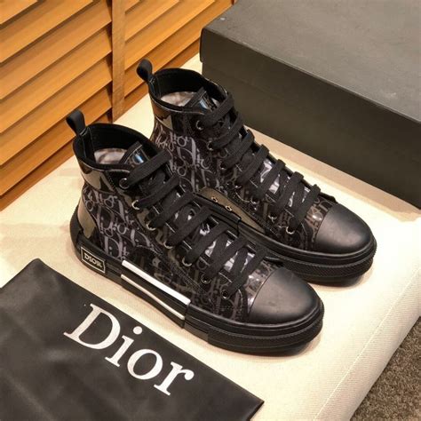 zapatillas dior hombre precio|sneakers Dior men.